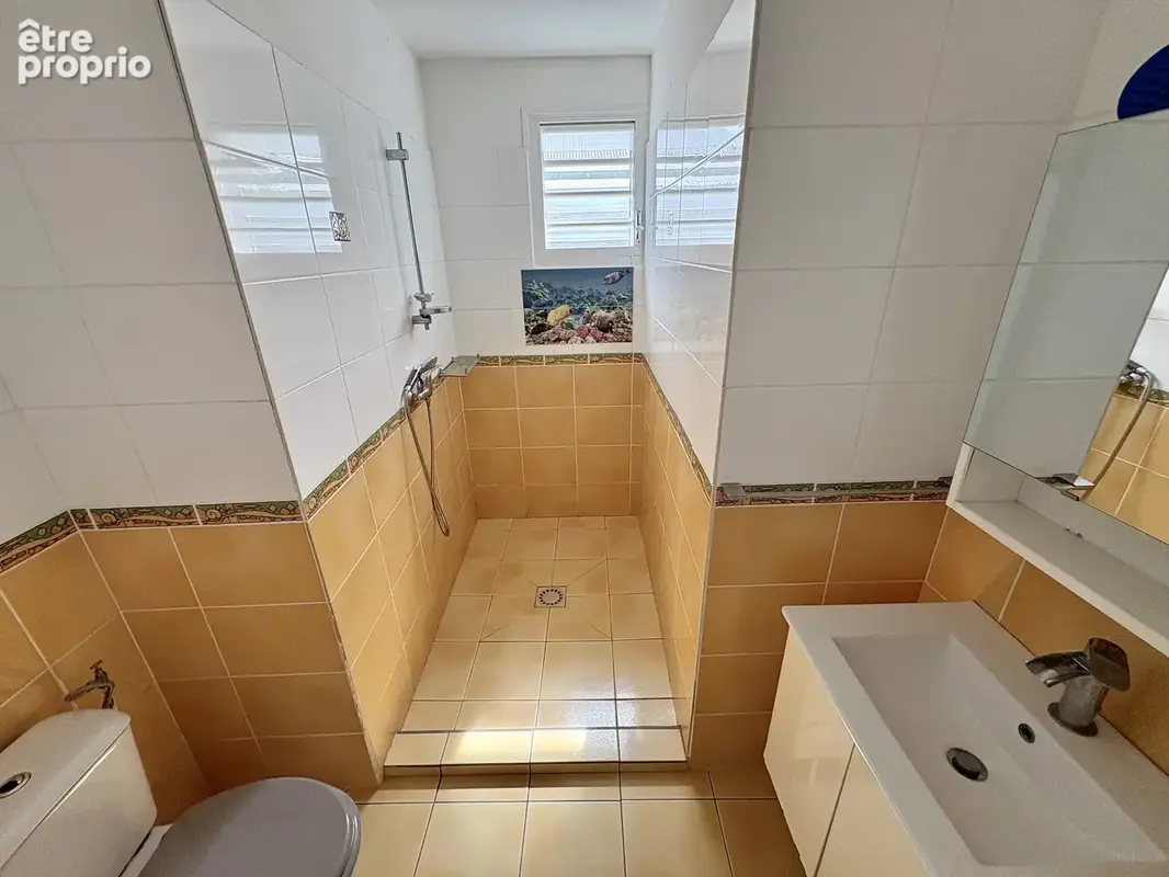 Maison F4 de 114 m2 avec garage, piscine, citerne et jardin clos de 580 m2 - photo 11