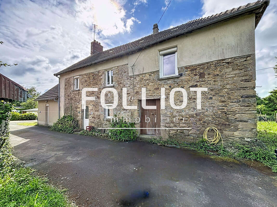 Maison à LE LOREY