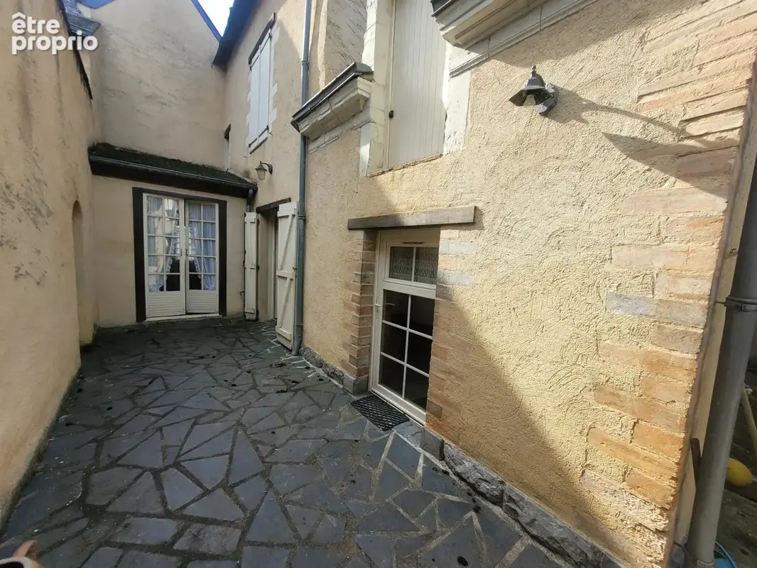 Vente - secteur de morannes - maison de village 105 m2 avec jardin clos - photo 8