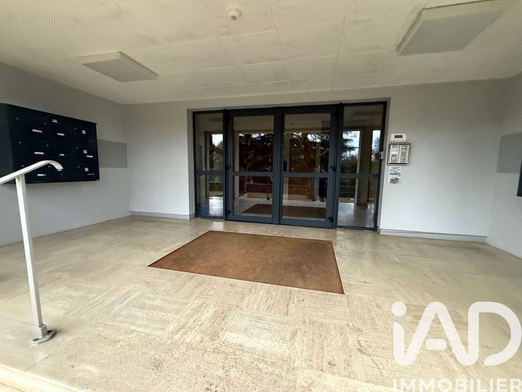 Photo 2 - Appartement à ROCHECORBON