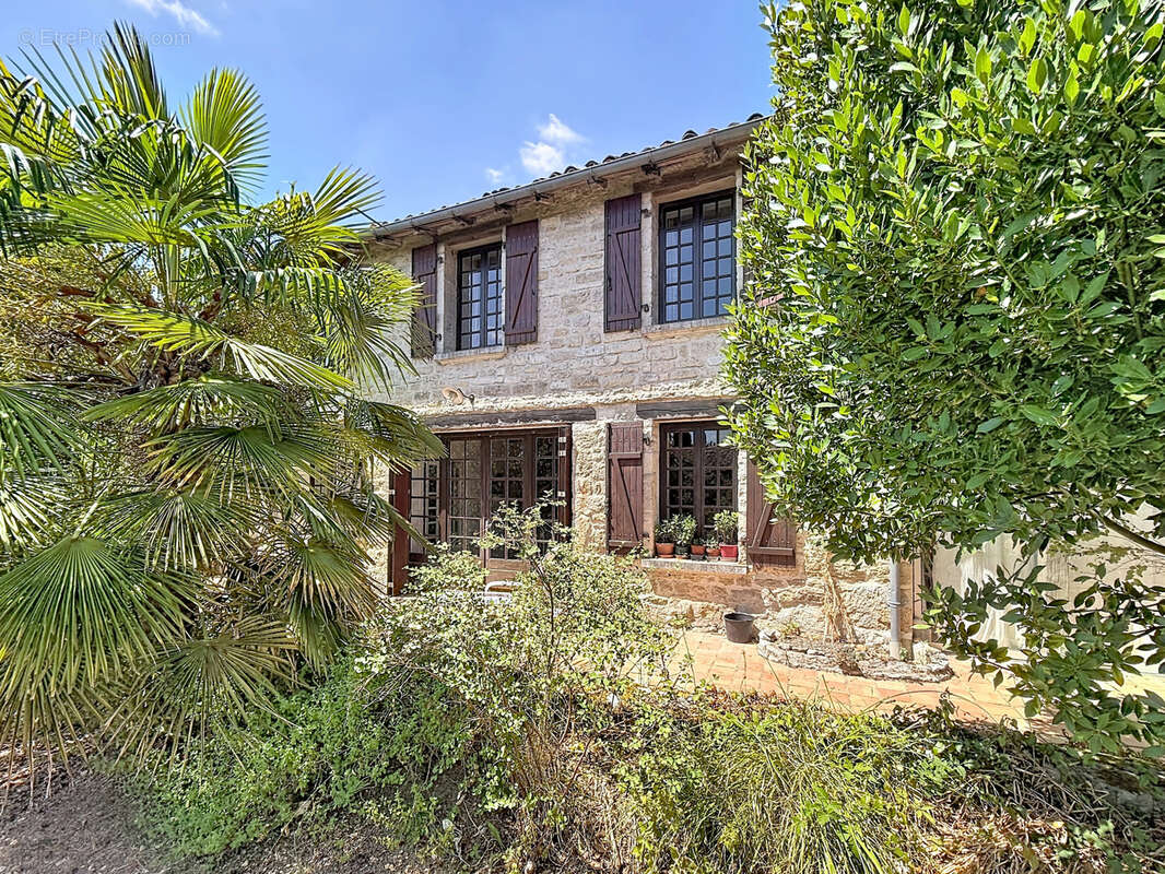 Maison à NANCLARS