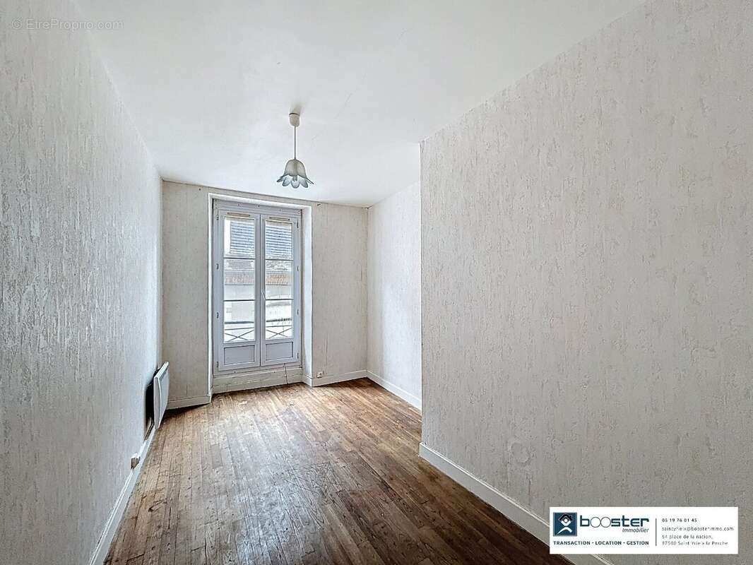 Maison à SAINT-YRIEIX-LA-PERCHE