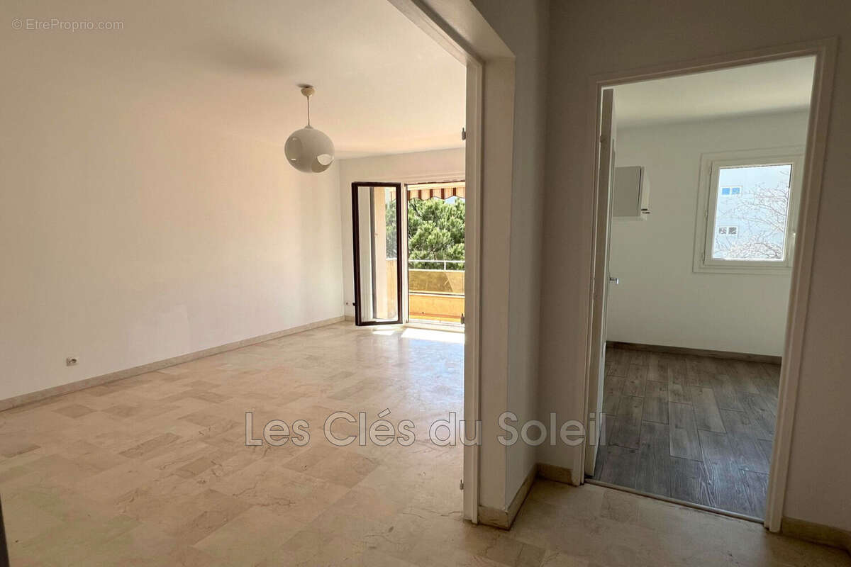 Appartement à LA VALETTE-DU-VAR