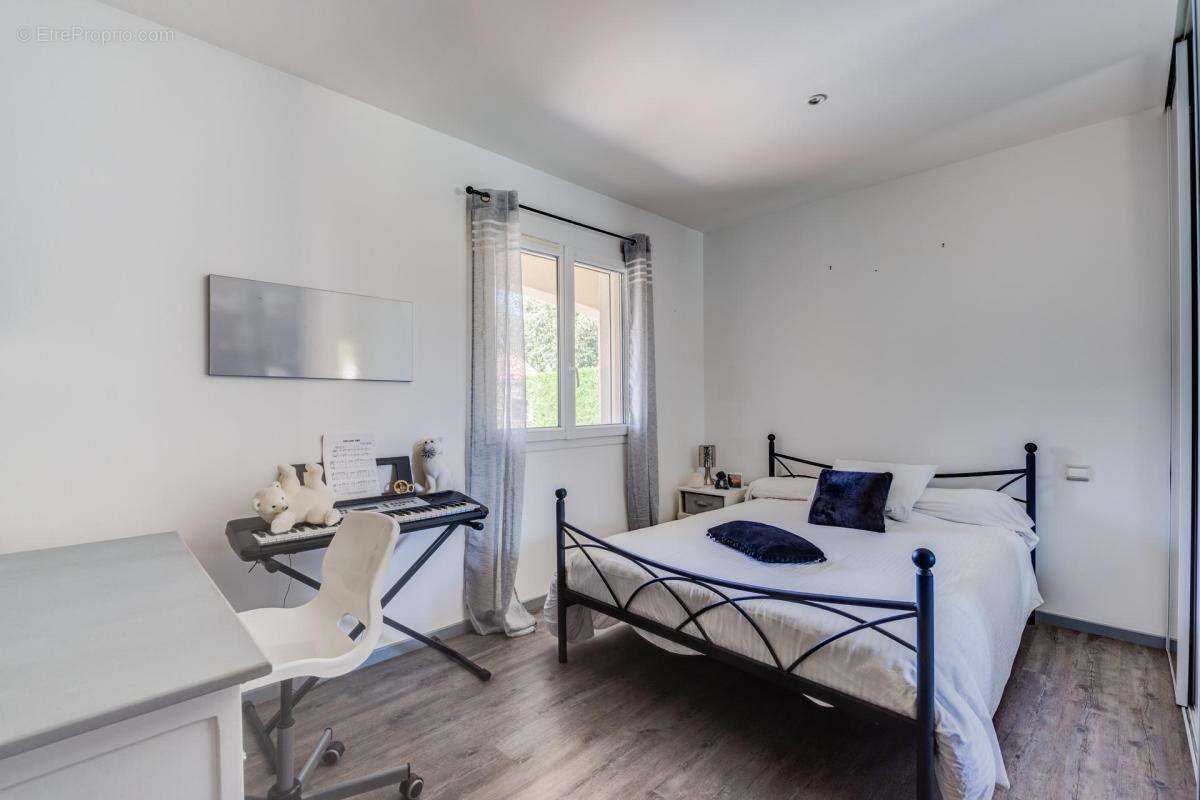 Urgent a vendre magnifique maison a frouzins (31270) - 6 pieces - photo 7