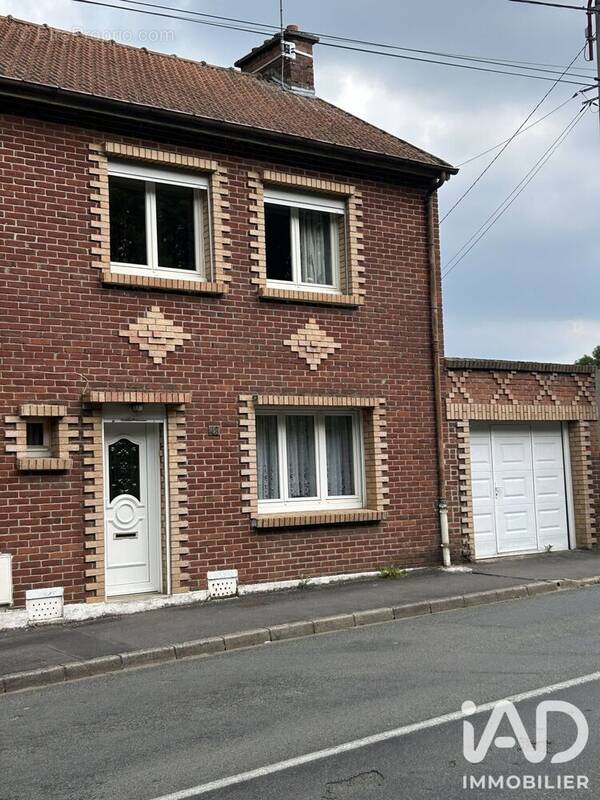 Photo 1 - Maison à FEUCHY