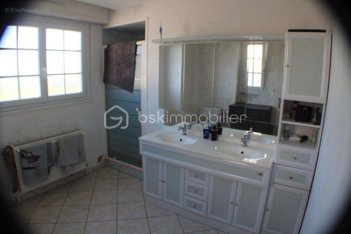 Maison à ROUVROY-EN-SANTERRE