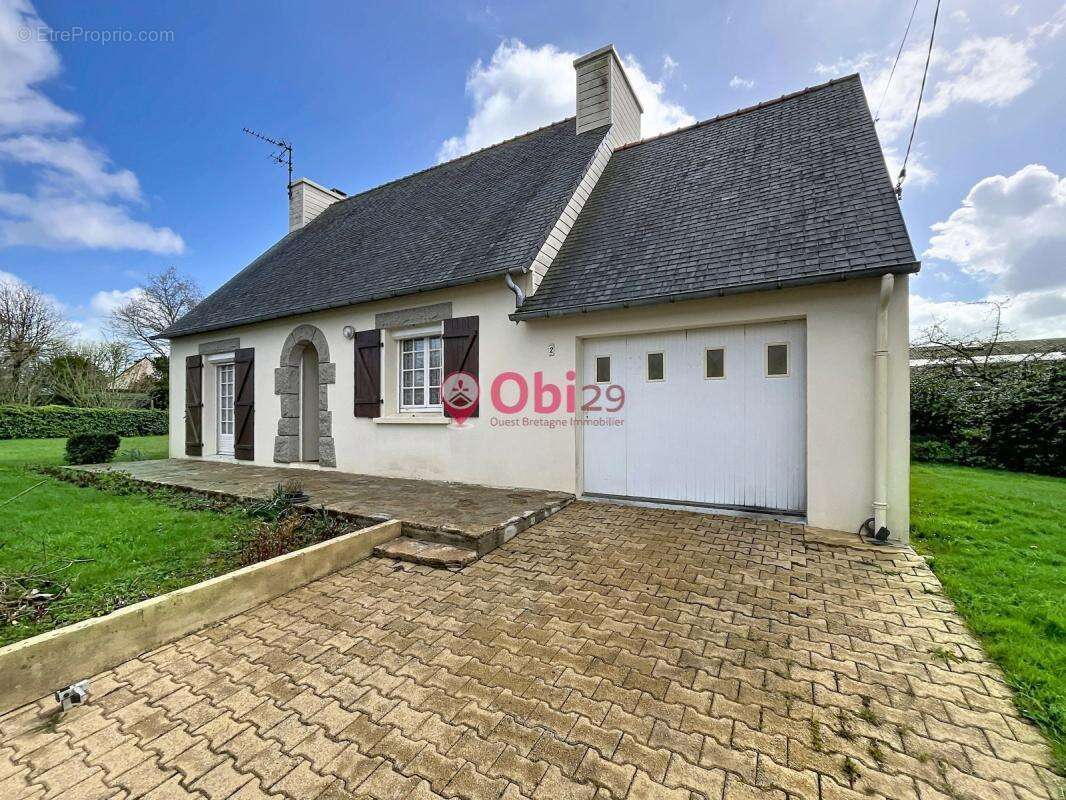 Maison à SPEZET