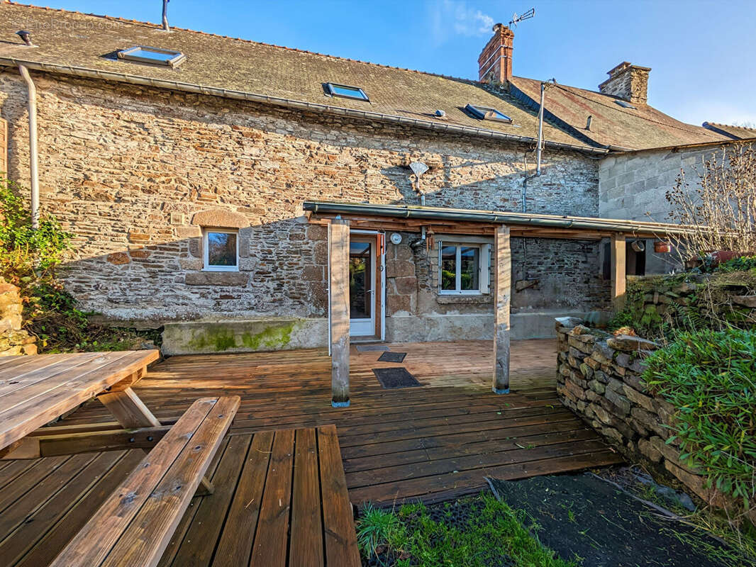 Maison à PLEINE-FOUGERES