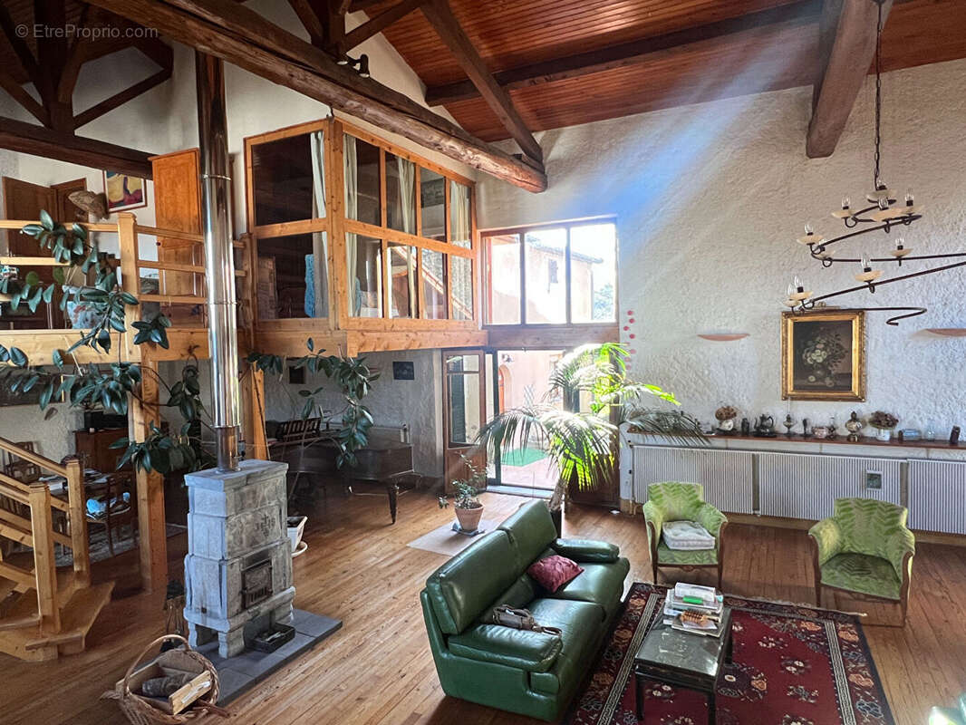 Maison à CHANONAT