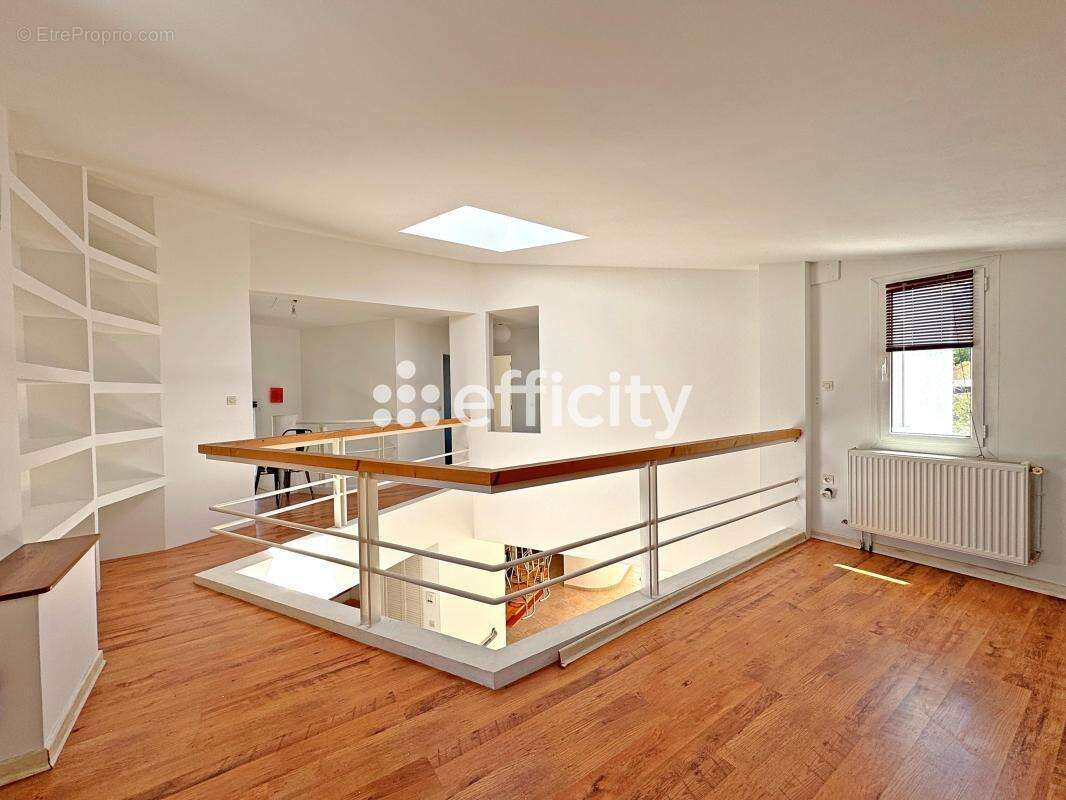 Maison à MARSEILLE-9E