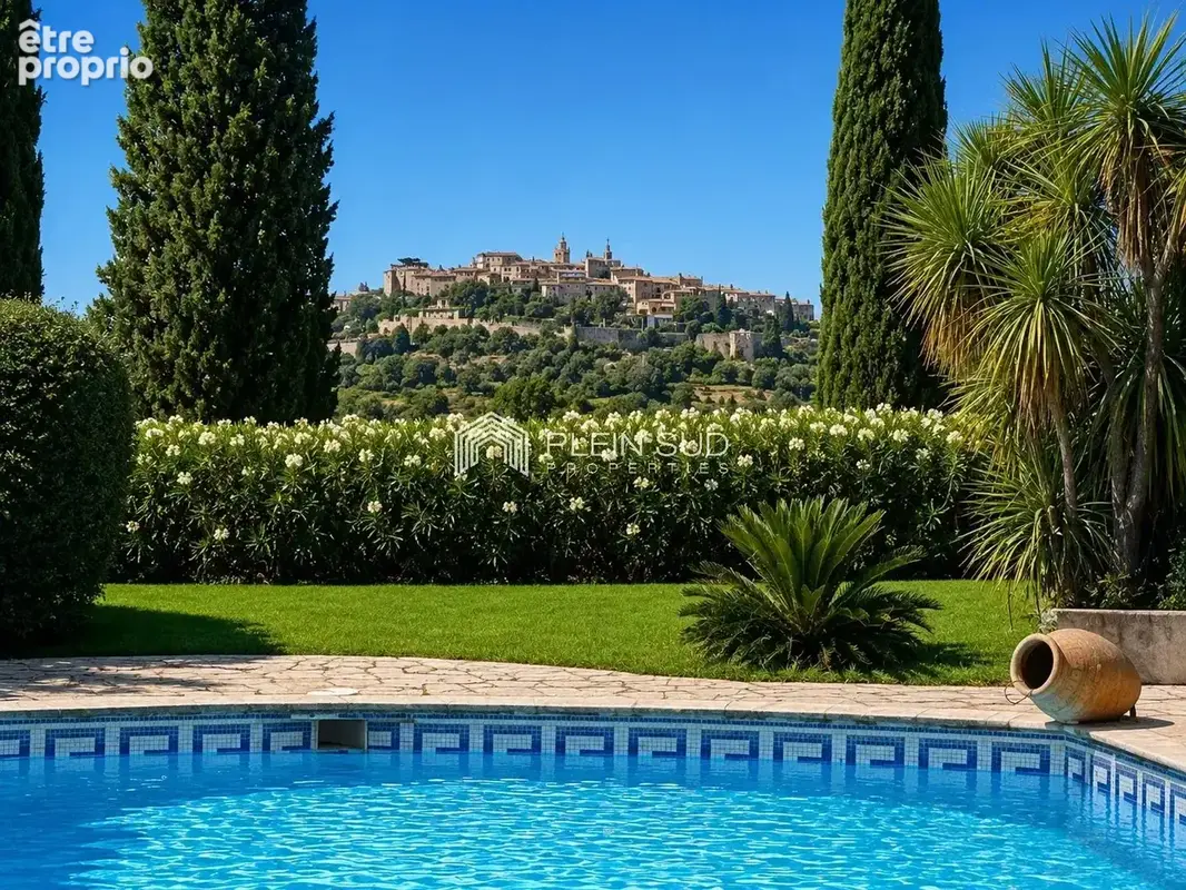 MOUGINS,  gros potentiel - photo 2