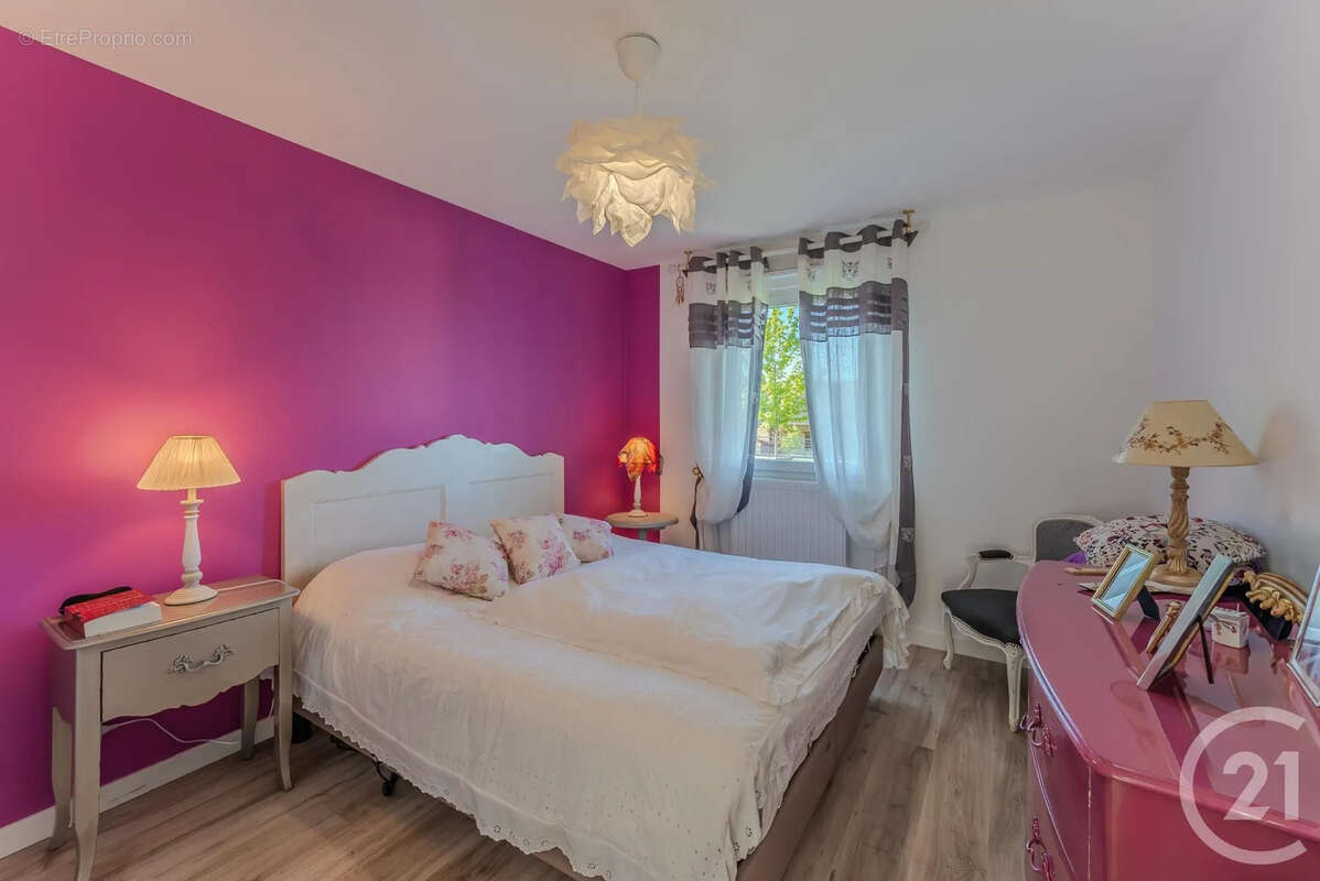 Appartement à EVIAN-LES-BAINS