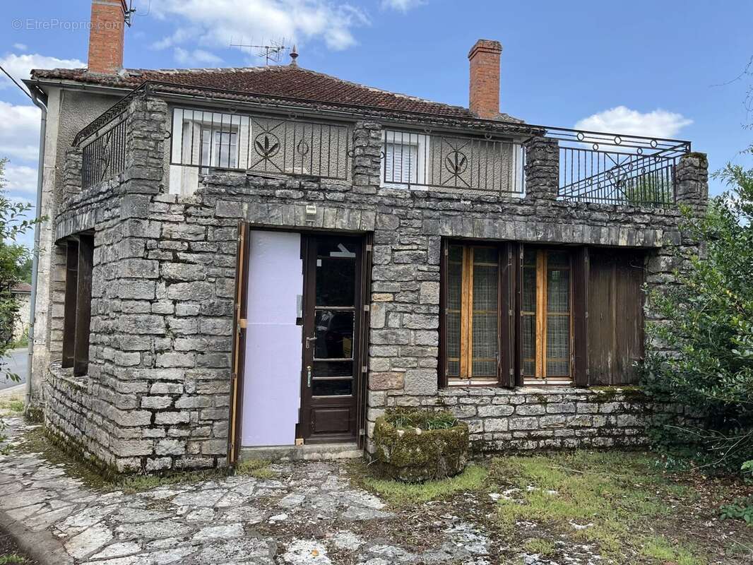 Rénovation d'une ferme Quercynoise atypique - photo 2