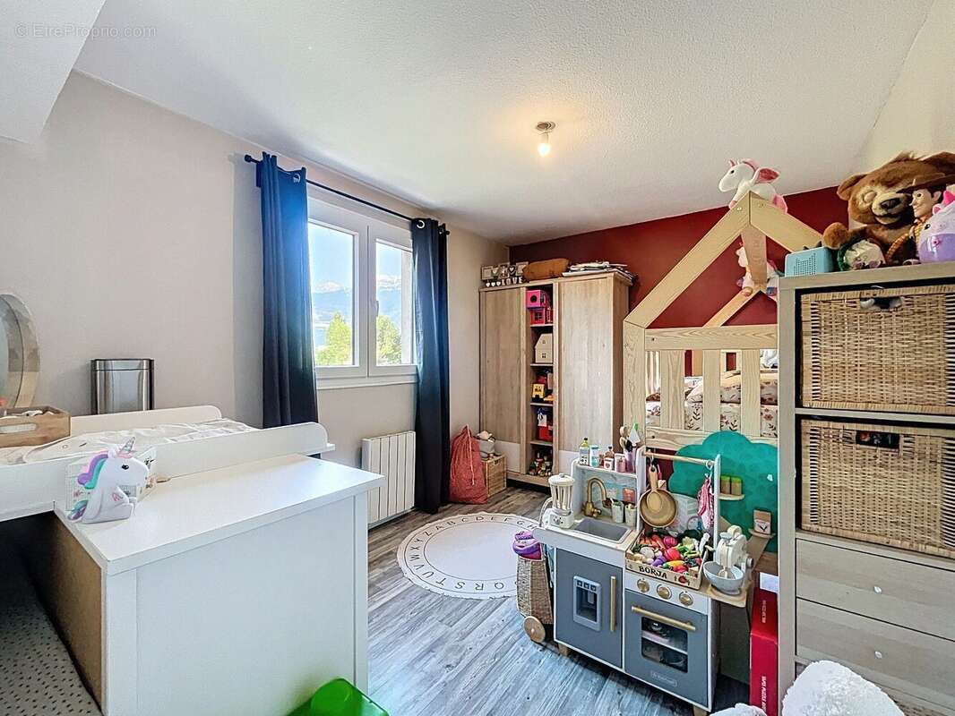 Appartement à LE PONT-DE-CLAIX