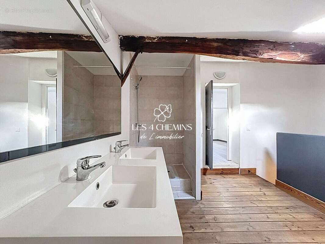 Appartement à TRETS