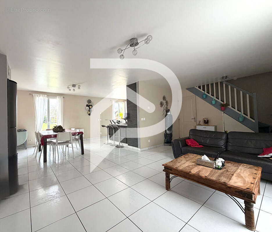 Maison Allonne 8 pièce(s) 142 m2 - photo 3