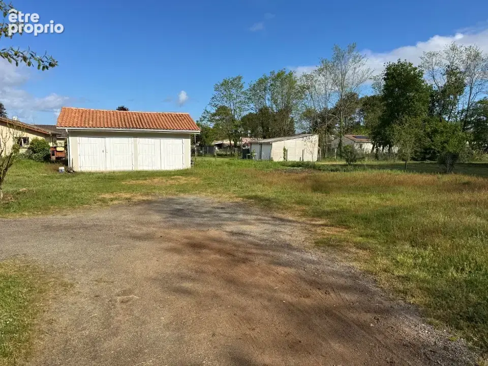 Terrain à LESPARRE-MEDOC