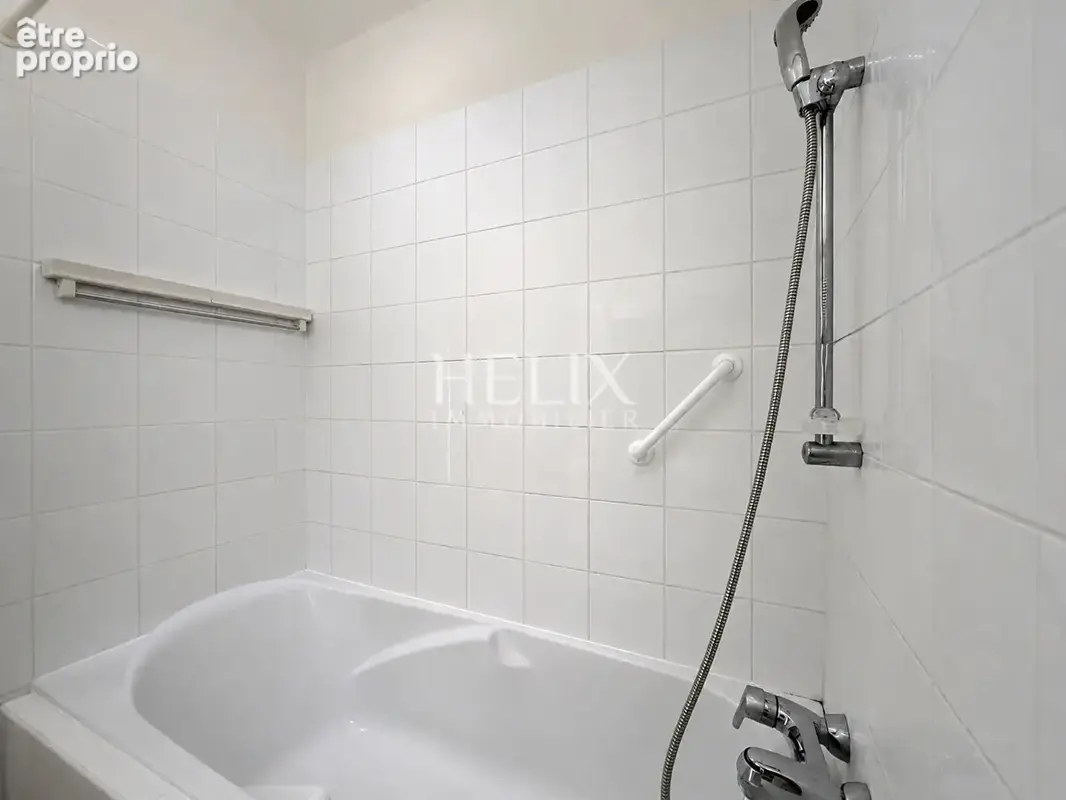 Appartement 91,10 M² ascenseur Saint-Germain-en-Laye  8' minutes RER A, 3ème chambre possible - photo 9