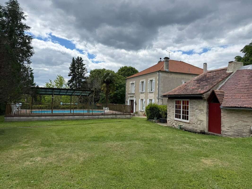 Appartement à CERCOUX