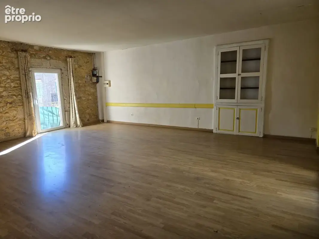 Maison avec terrasse et local commercial - photo 3