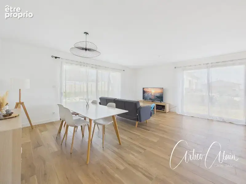 Maison à vendre maison de plain-pied de 110 m² avec piscine proche de VILLEFRANCHE DE LAURAGAIS - photo 5