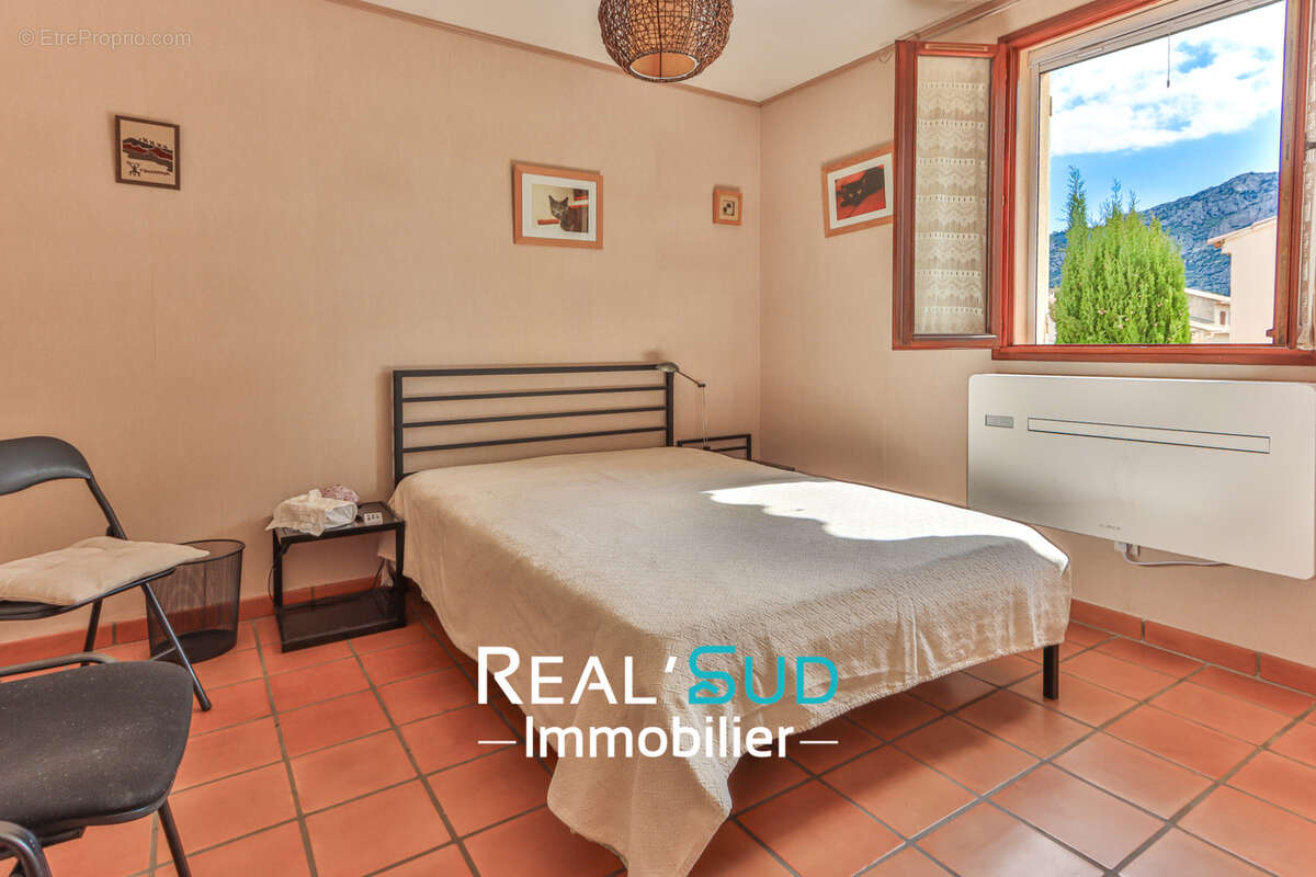 Maison à MARSEILLE-9E