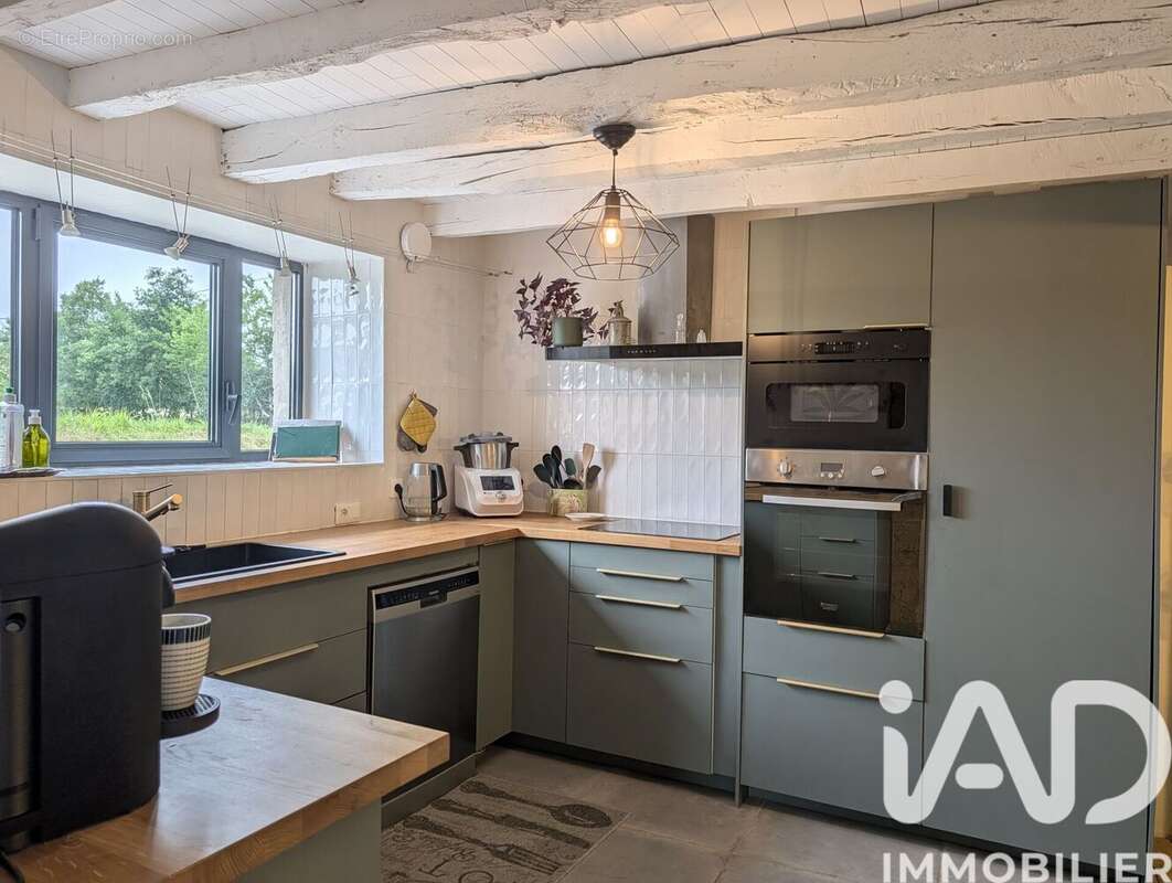 Maison 225 m² à Moncrabeau  - photo 8