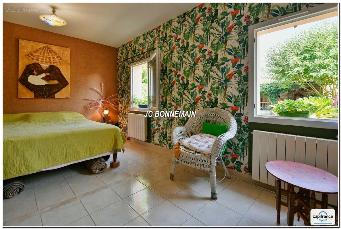 Maison à vendre - Plain Pied - Jardin - Garage - 105 m² - 3 pièces LA TREMBLADE (17) - photo 15