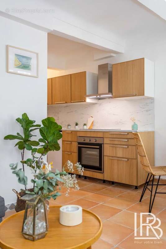 Appartement à MARSEILLE-2E