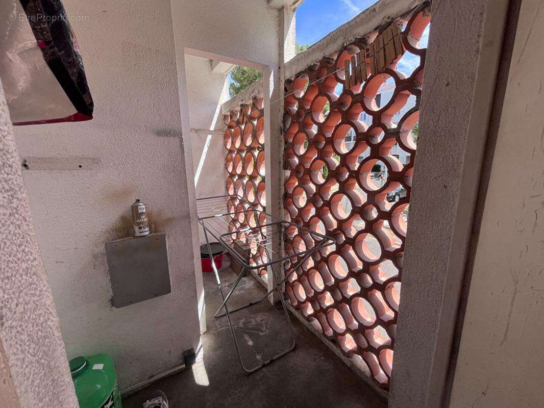 Appartement T3  de 61 m² à rénover, dans le secteur prisé du moulin à vent en rez-de-chaussée - photo 5