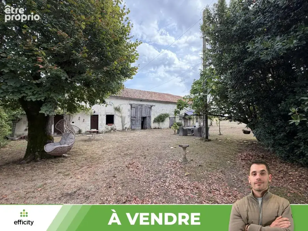 Maison 283 m² à La Chapelle-Baton  - photo 9