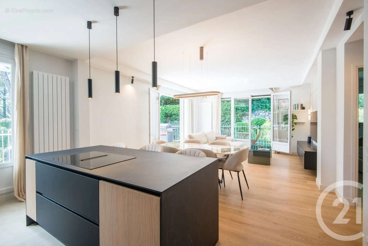Appartement 81 m² à Nice  - photo 3