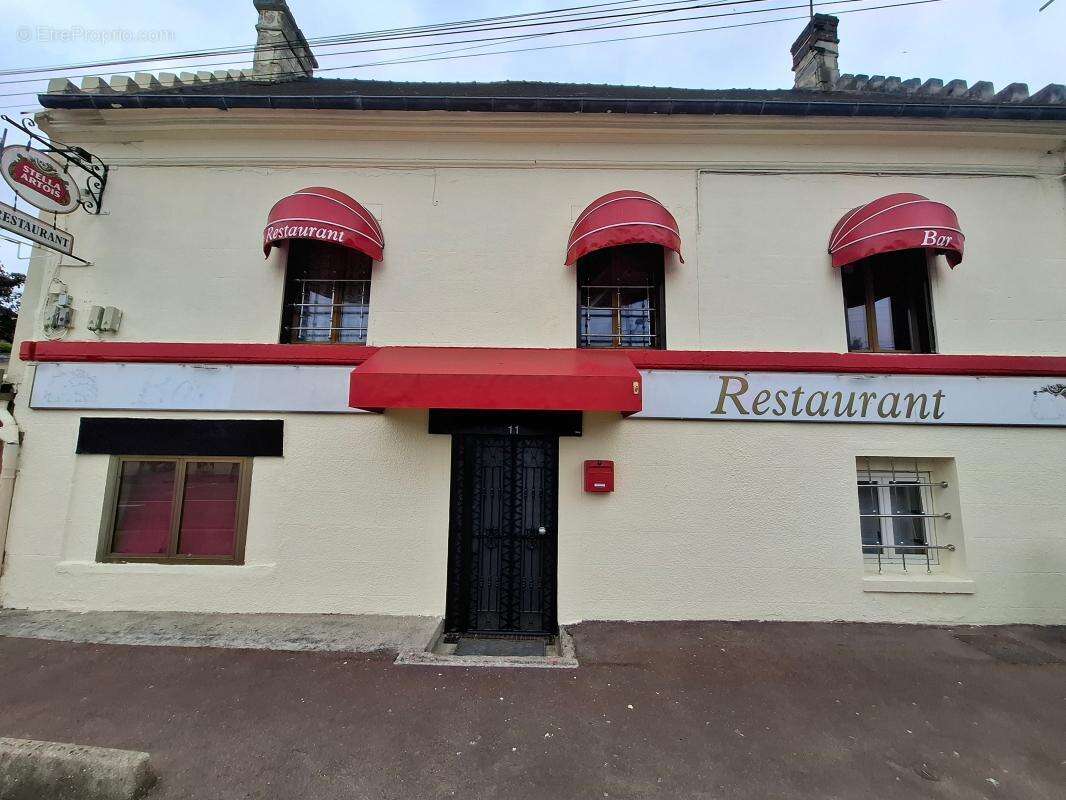 Maison à CUISE-LA-MOTTE