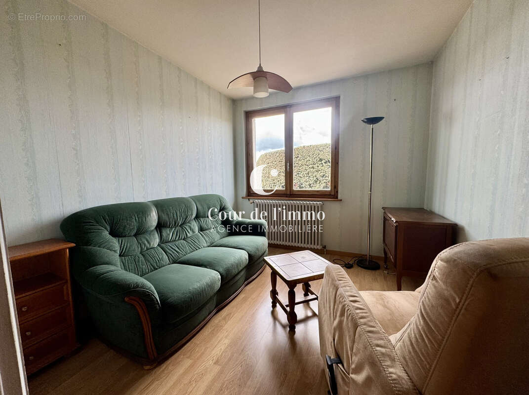 Maison à CRANVES-SALES