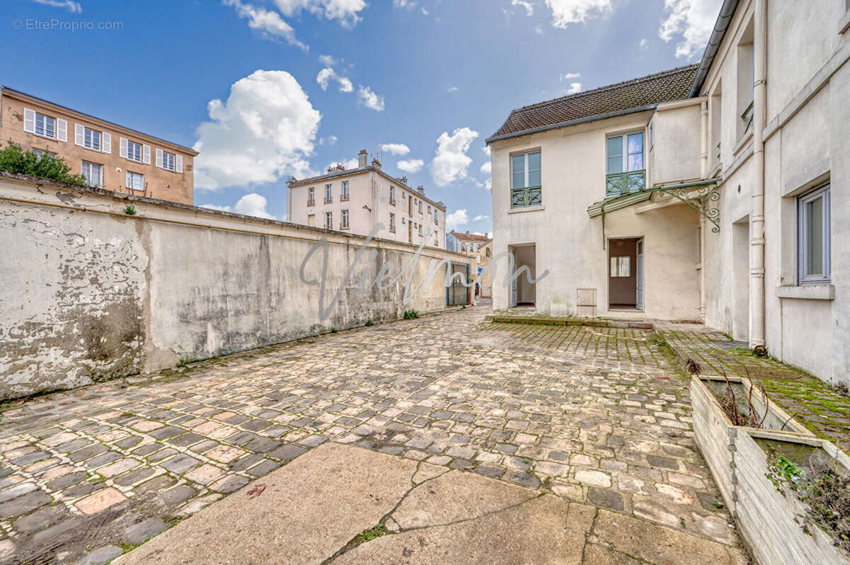 Appartement à VERSAILLES