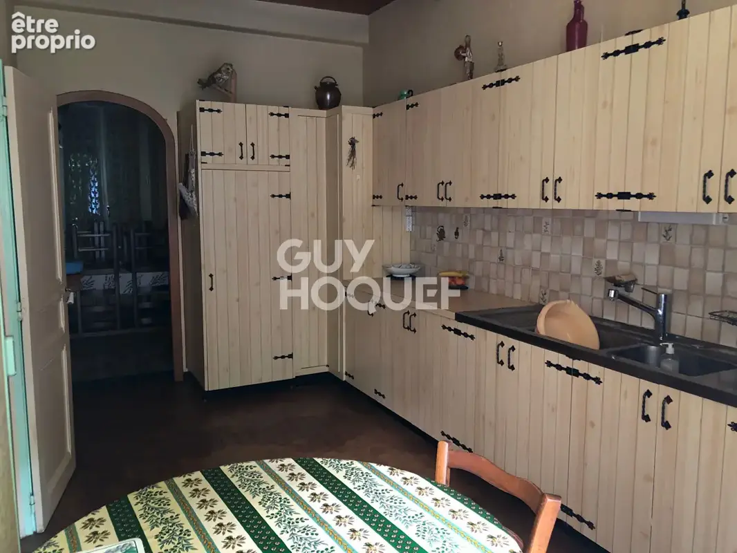 Maison avec dépendances et terrain - photo 6