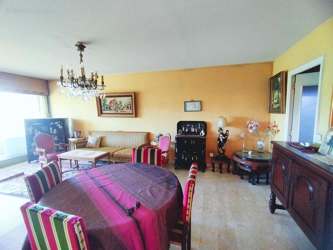   - Appartement à NICE