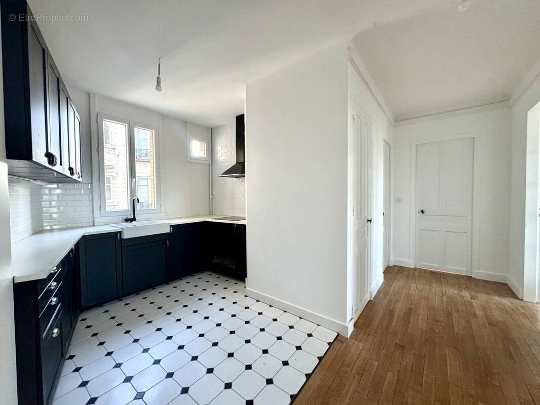 Appartement à ASNIERES-SUR-SEINE