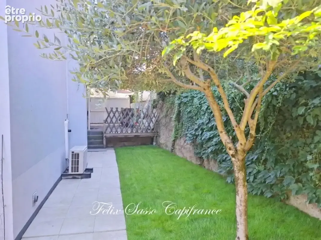 LOURDES (65),belle maison familiale d'environ 203 m2 avec 4 chambres et jardin ! - photo 6