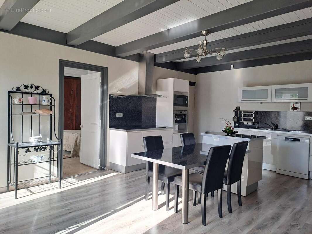 Photo 3 - Maison à SAINT-SAUVEUR-D'AUNIS
