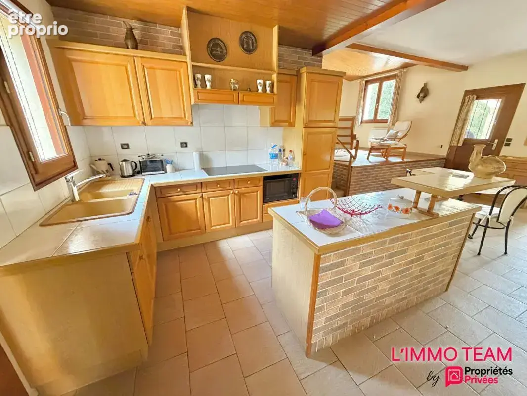VERS, maison 5 pièces sur plus de 8000m² de terrain - photo 9
