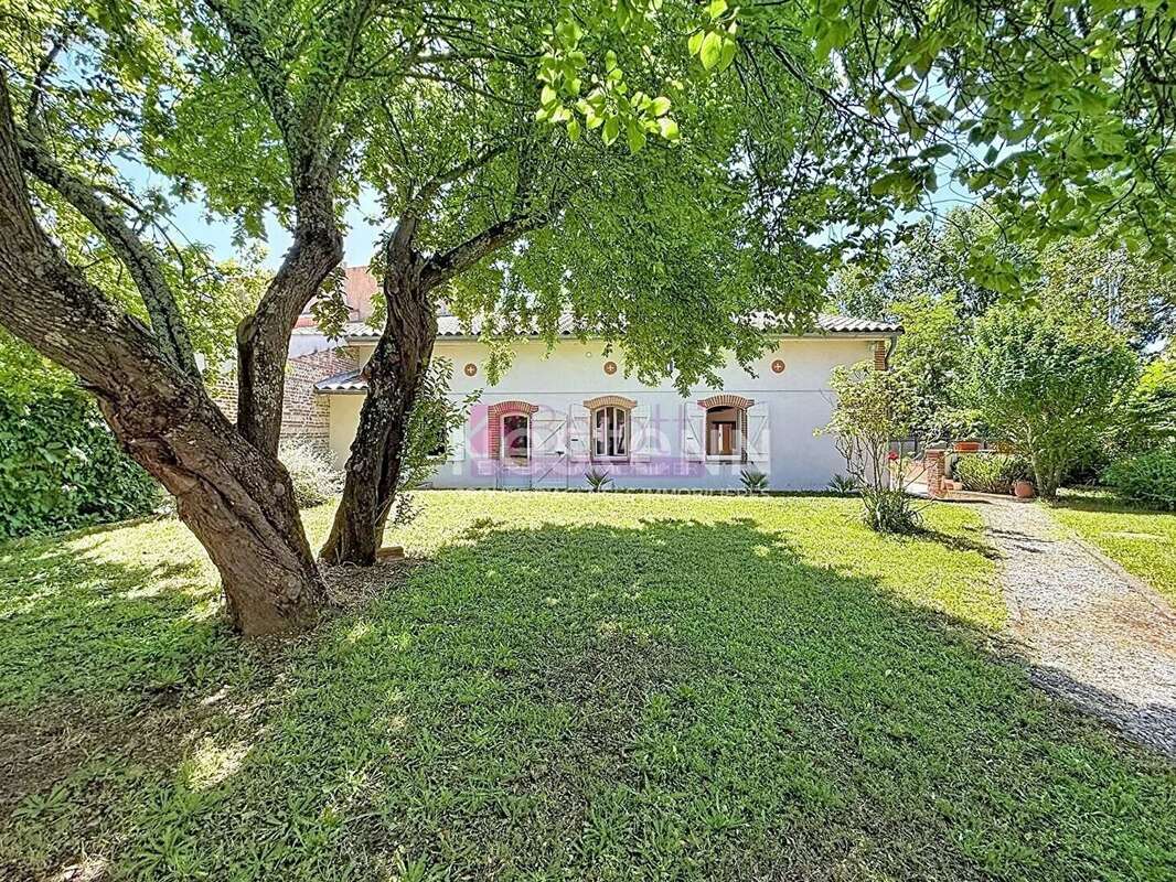 Maison à ROQUES