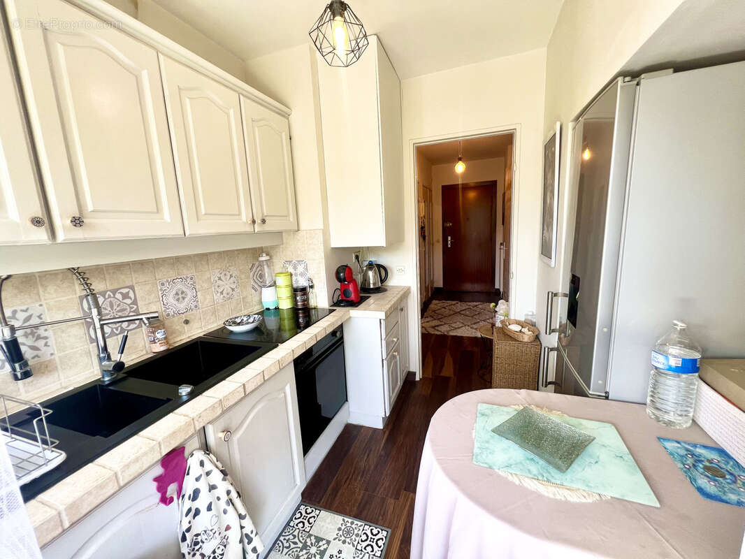 Cannes croix des gardes t2 possible t3 de 47m2 terrasse 19m2 piscine parking - photo 8
