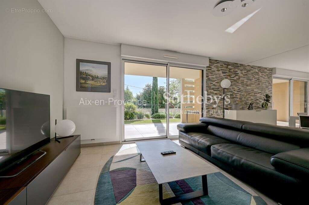 Appartement centre ville terrasse /jardin/garage - photo 4