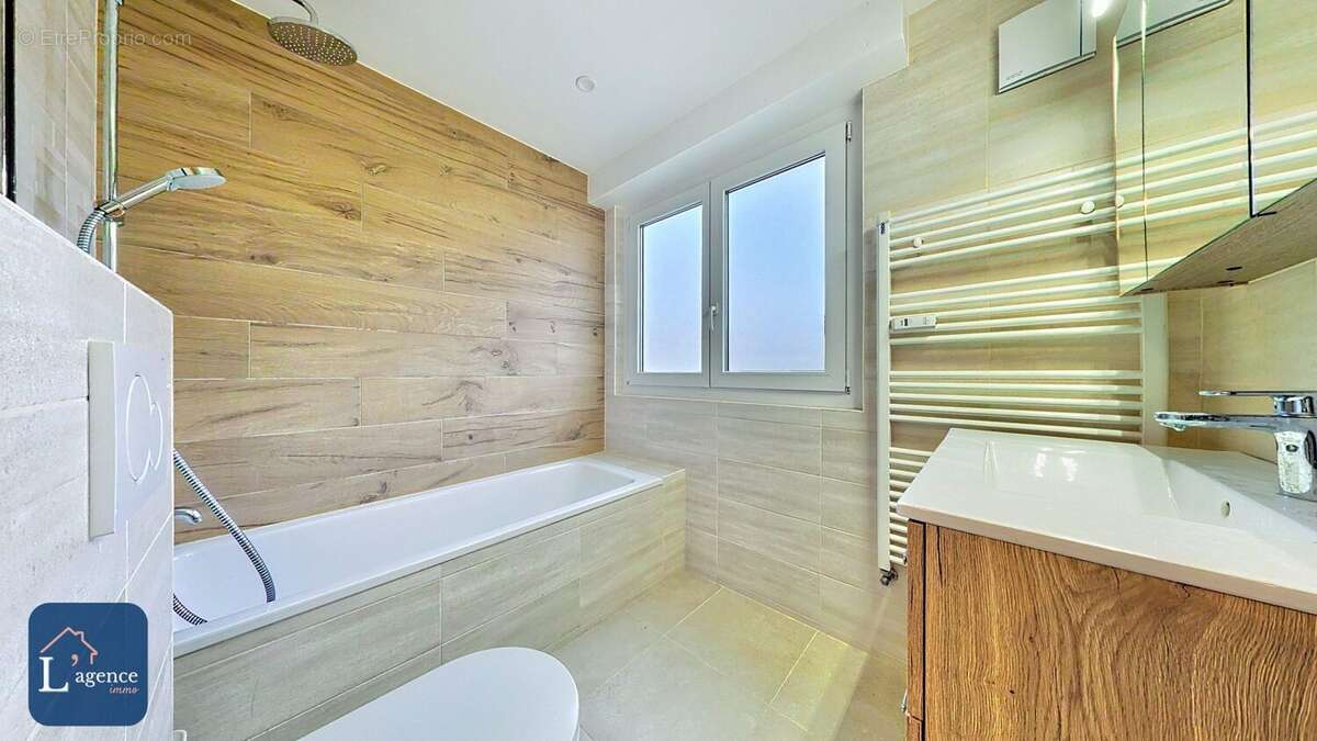 Appartement à DIVONNE-LES-BAINS