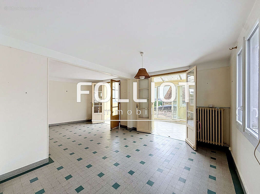 Appartement à SAINT-PAIR-SUR-MER