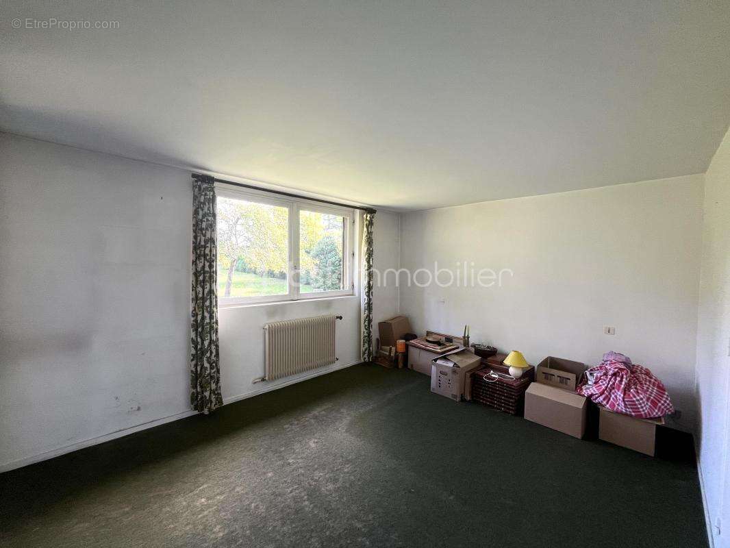 Maison à LA SAUSSAYE