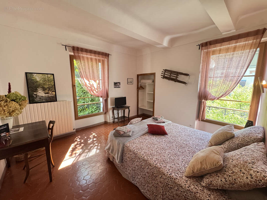 Maison à LA MOTTE-DU-CAIRE