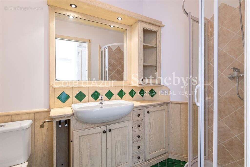 Appartement à CAP-D'AIL