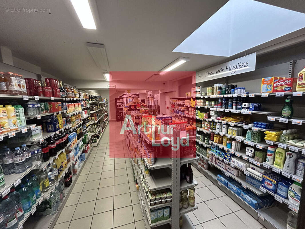 Commerce à PUYMIROL